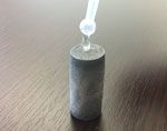 毛細管現象を利用した多孔質焼結の吸水試験
